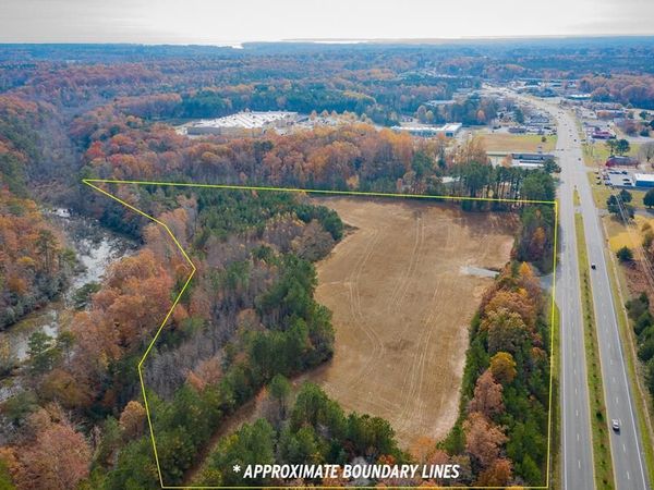 23 67 Mary Ball Road, KILMARNOCK, VA 22482