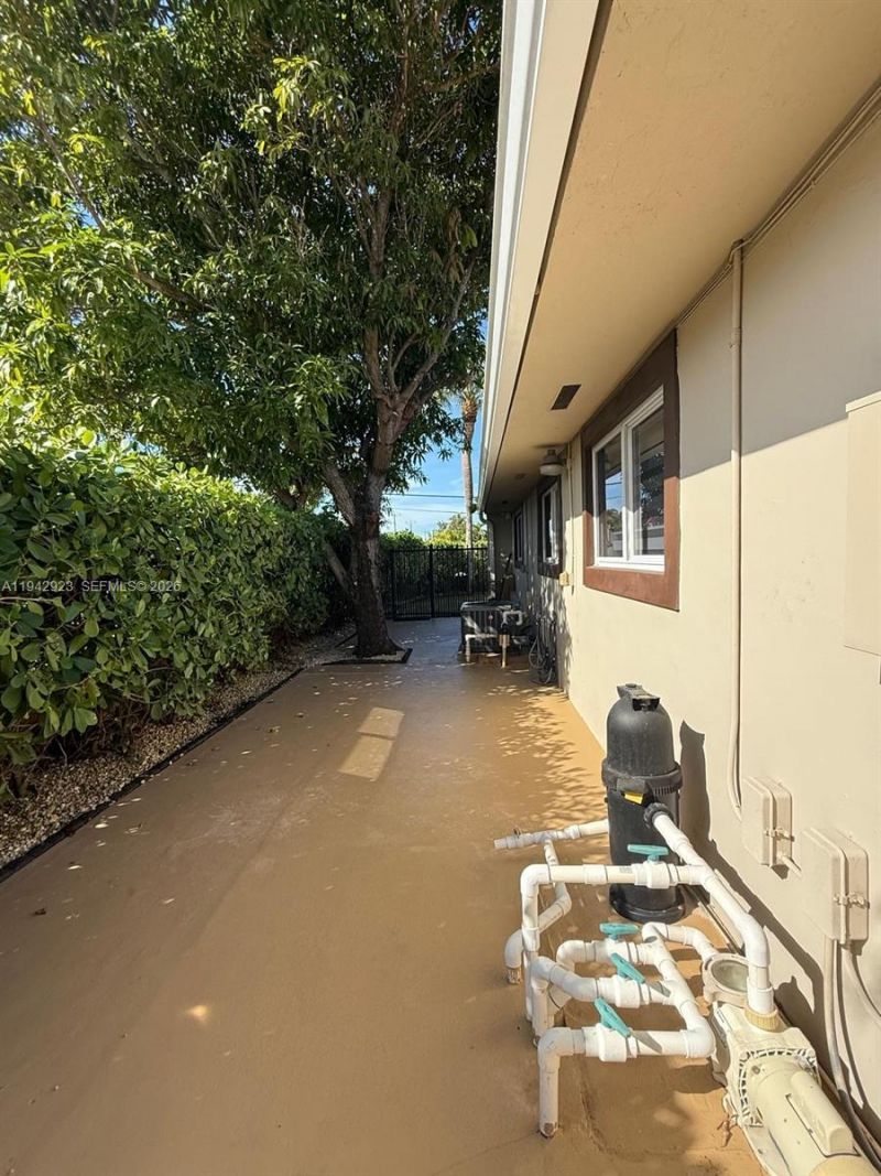 2725 SW 102nd Ave, Miami, FL 33165 Photo