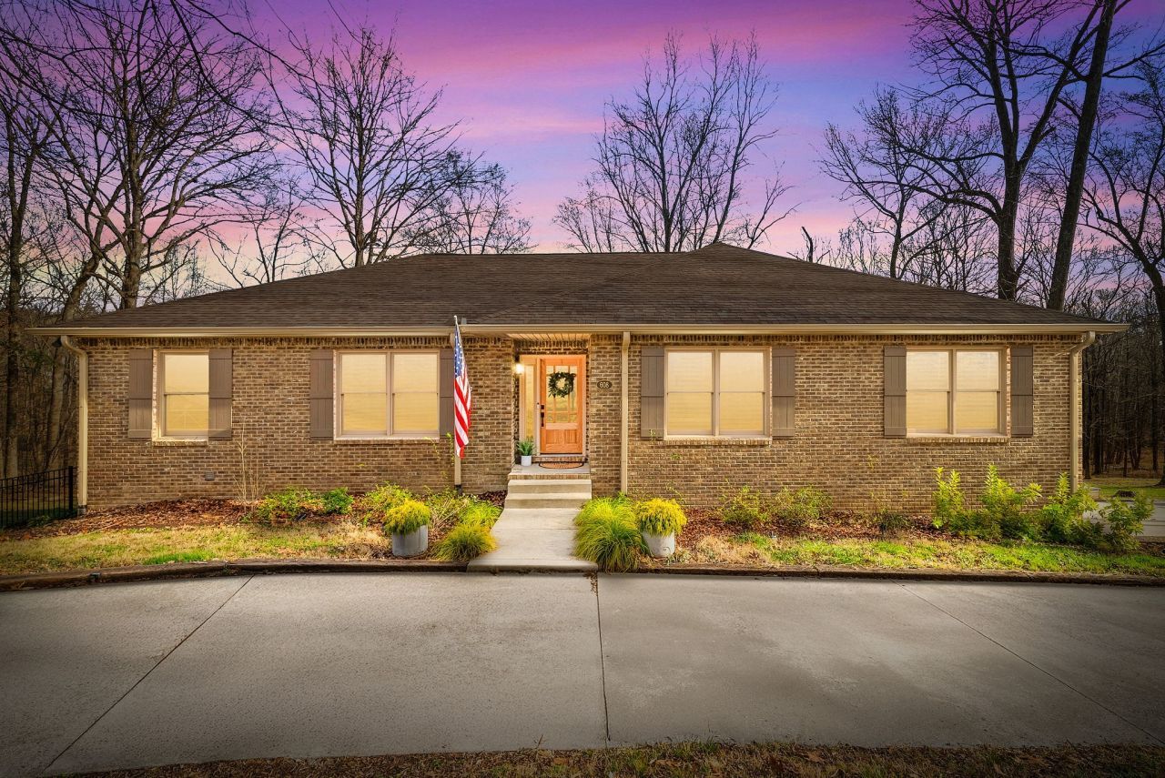 608 Idlewood Dr, Clarksville, TN 37043 Main Photo