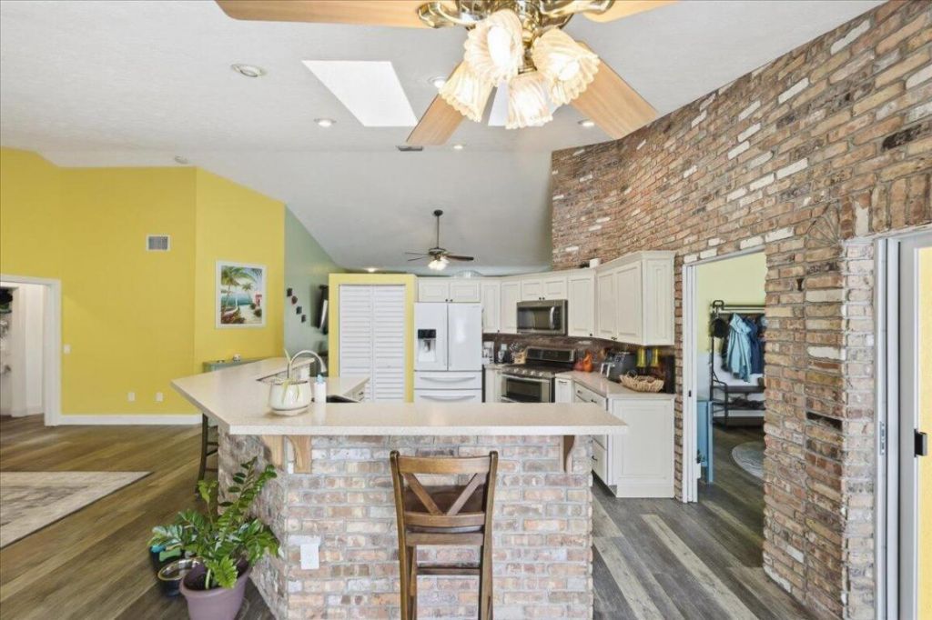 2812 SE Pace Drive, Port Saint Lucie, FL 34984 Photo