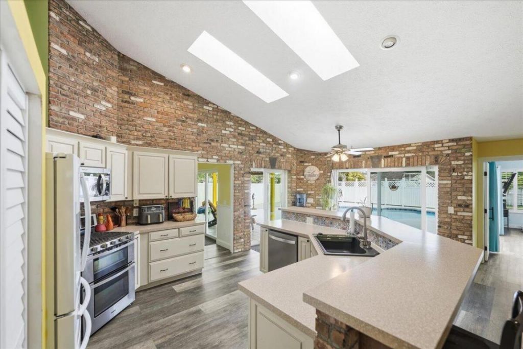 2812 SE Pace Drive, Port Saint Lucie, FL 34984 Photo