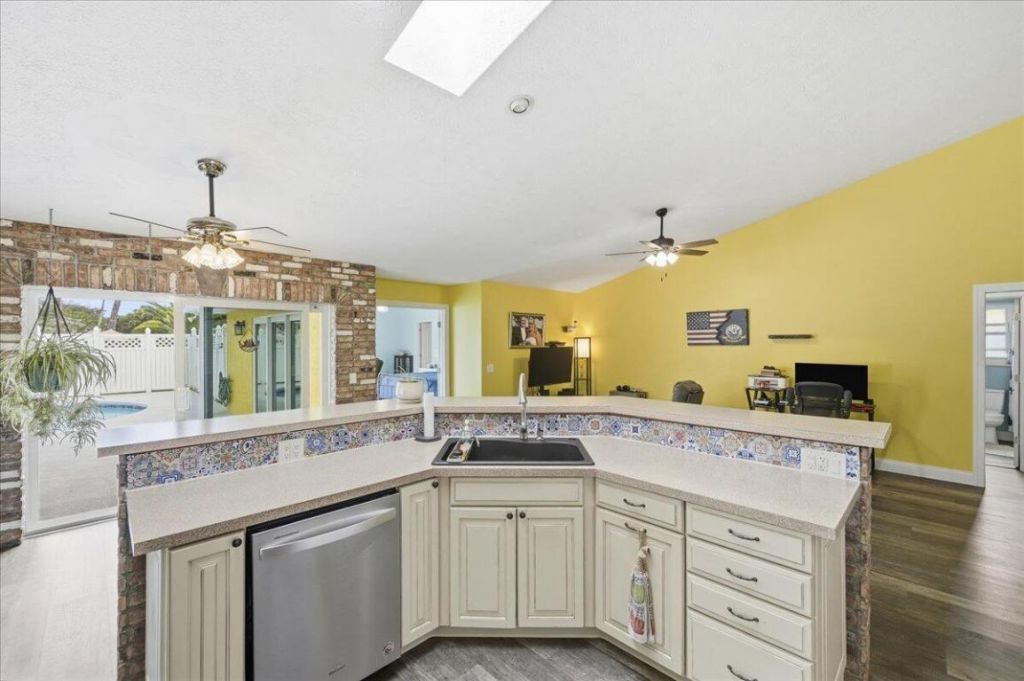 2812 SE Pace Drive, Port Saint Lucie, FL 34984 Photo