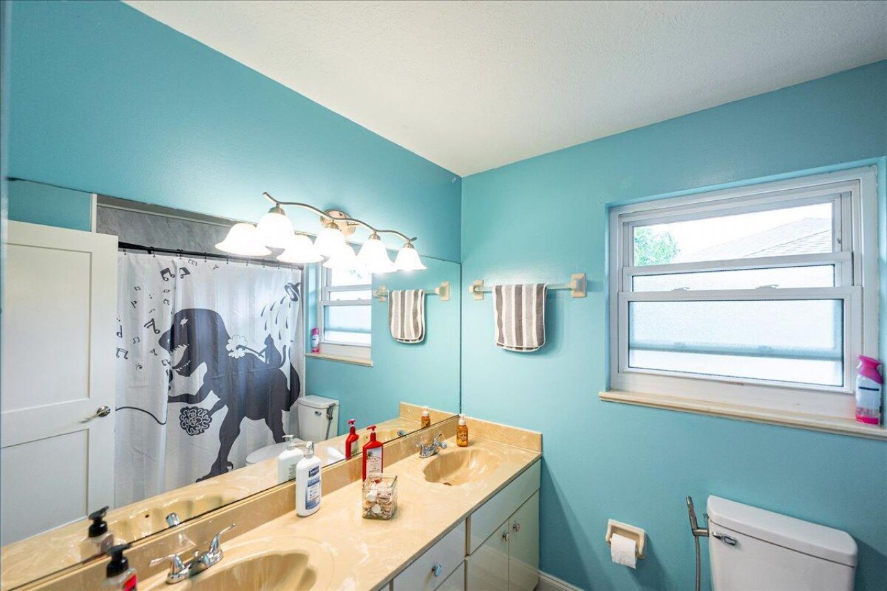 2812 SE Pace Drive, Port Saint Lucie, FL 34984 Photo