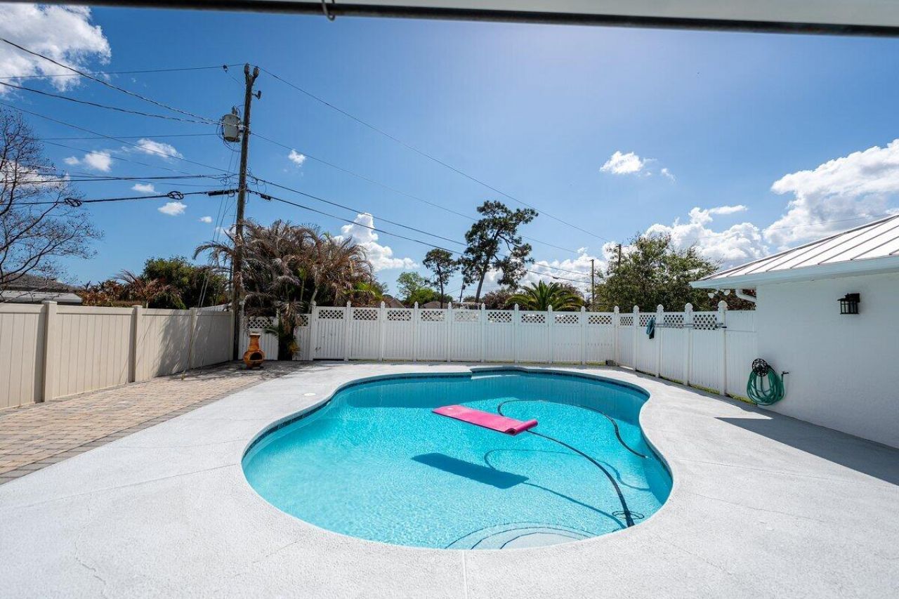 2812 SE Pace Drive, Port Saint Lucie, FL 34984 Photo