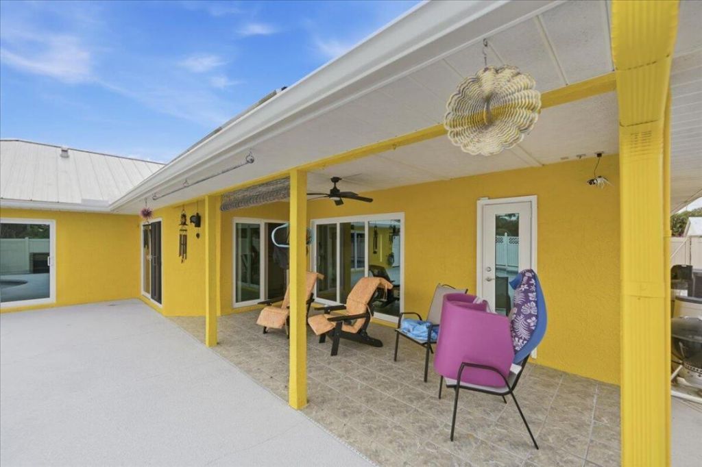 2812 SE Pace Drive, Port Saint Lucie, FL 34984 Photo