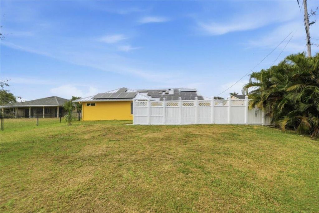 2812 SE Pace Drive, Port Saint Lucie, FL 34984 Photo