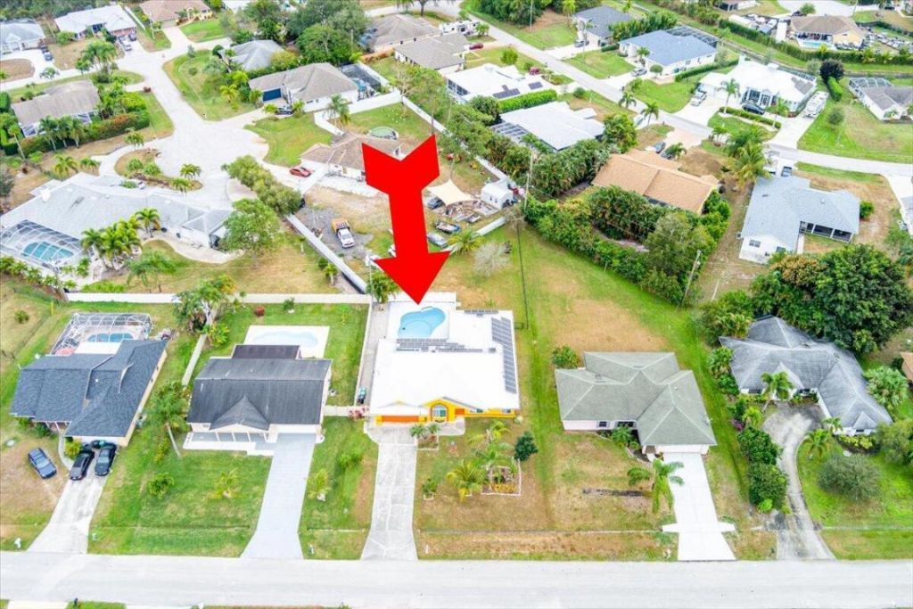 2812 SE Pace Drive, Port Saint Lucie, FL 34984 Photo