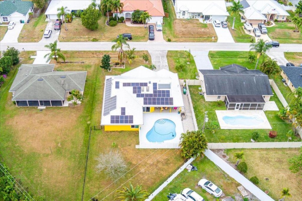 2812 SE Pace Drive, Port Saint Lucie, FL 34984 Photo