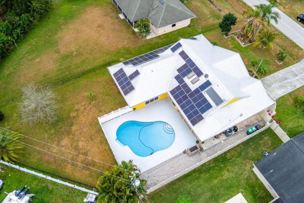 2812 SE Pace Drive, Port Saint Lucie, FL 34984 Photo