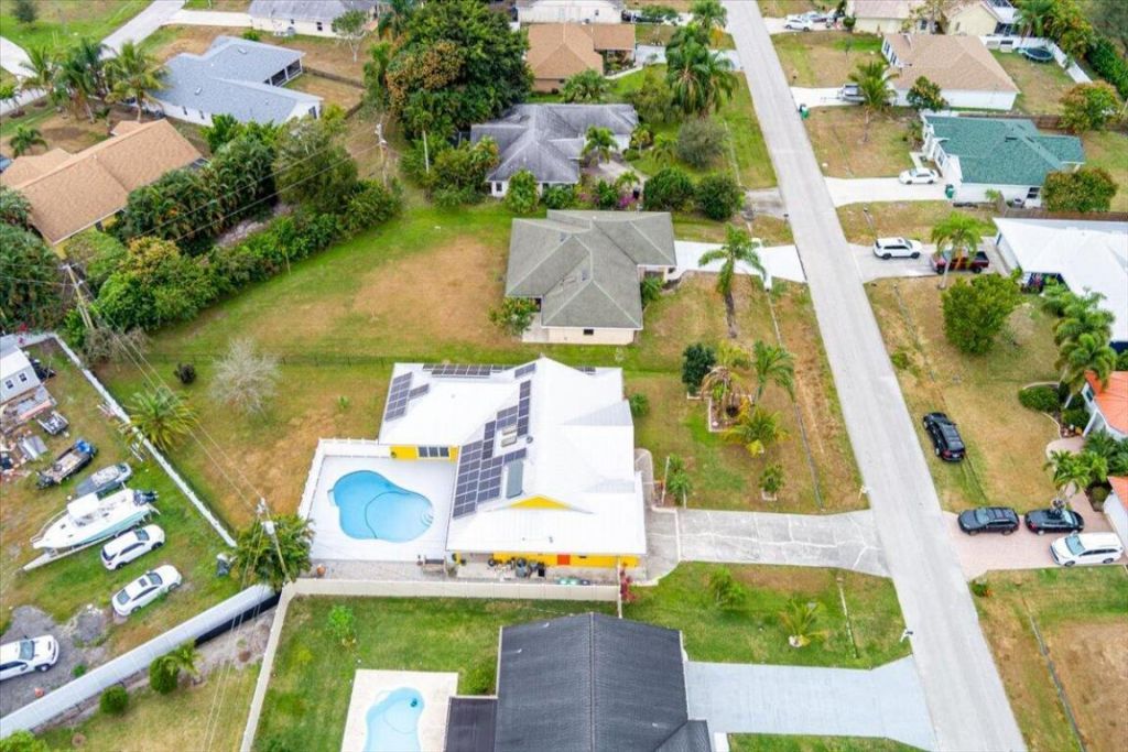 2812 SE Pace Drive, Port Saint Lucie, FL 34984 Photo