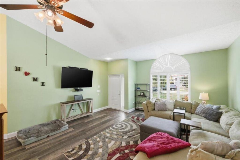 2812 SE Pace Drive, Port Saint Lucie, FL 34984 Photo