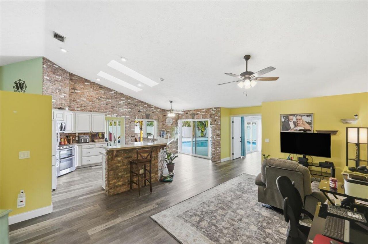 2812 SE Pace Drive, Port Saint Lucie, FL 34984 Photo