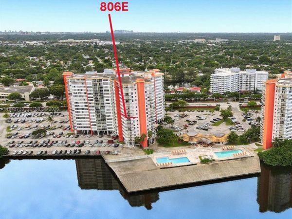 1351 NE Miami Gardens Dr, Unit 806E, Miami, FL 33179