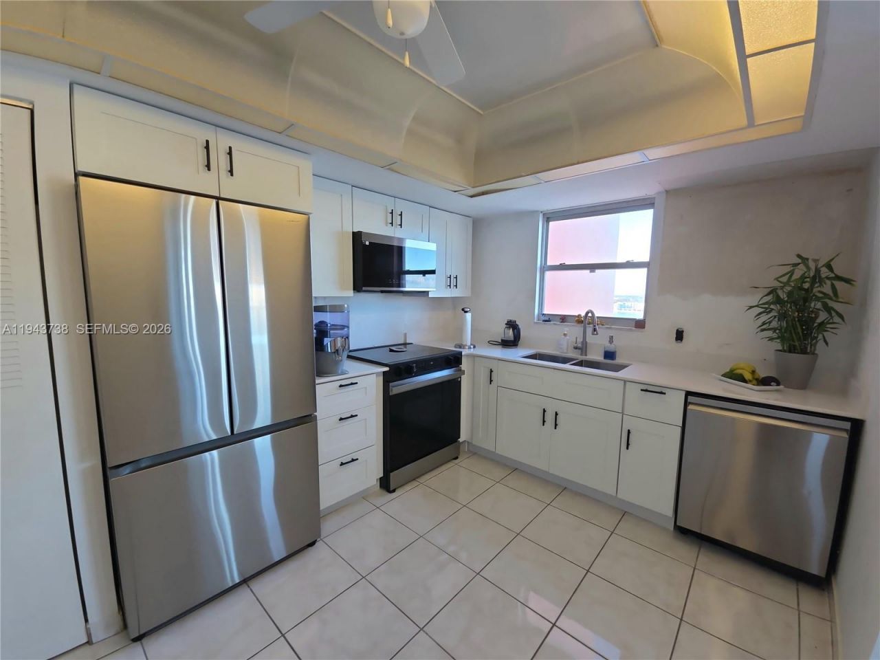 1351 NE Miami Gardens Dr, Unit 806E, Miami, FL 33179 Photo