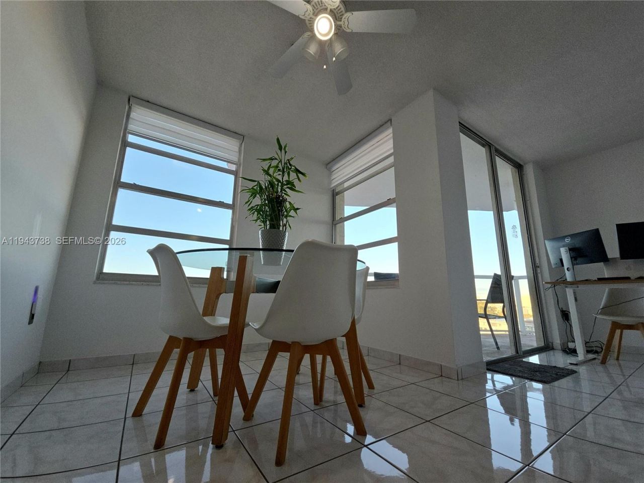 1351 NE Miami Gardens Dr, Unit 806E, Miami, FL 33179 Photo