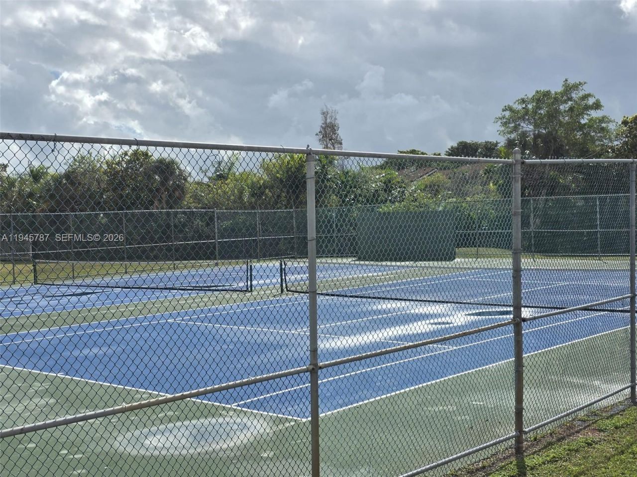 6970 NW 186th St, Unit 3-307, Hialeah, FL 33015 Photo