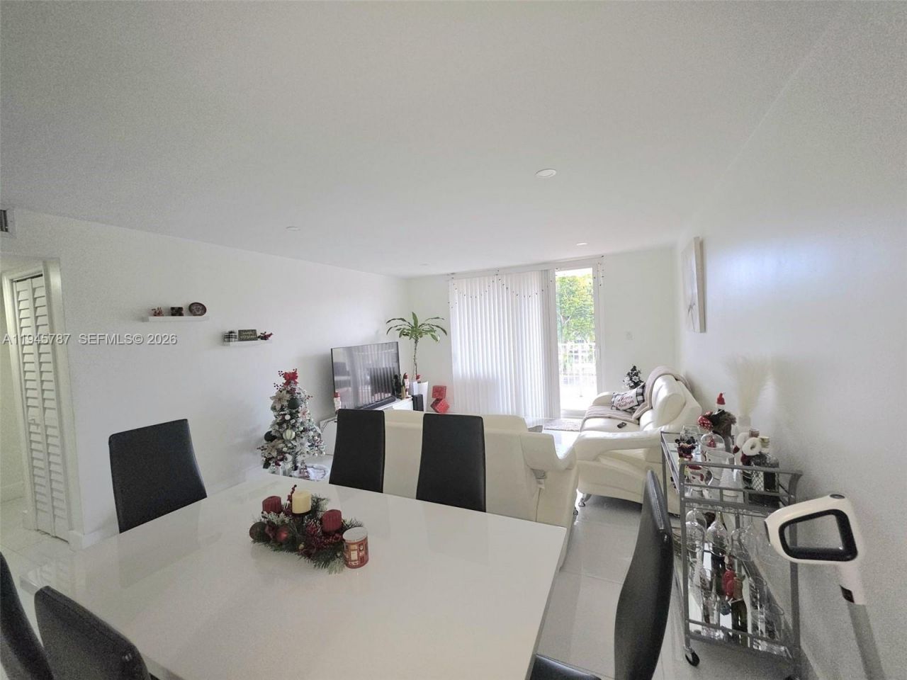 6970 NW 186th St, Unit 3-307, Hialeah, FL 33015 Photo