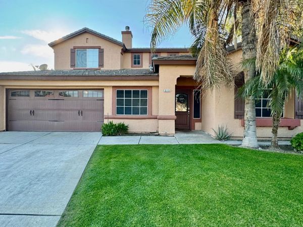 6115 Cloud Peak Court, Bakersfield, CA 93313
