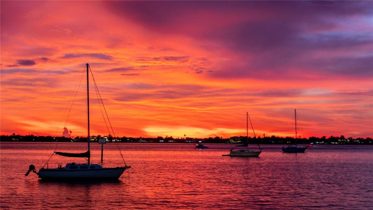 50 Harbor View Lane, Unit 11, Belleair Bluffs, FL 33770 Photo