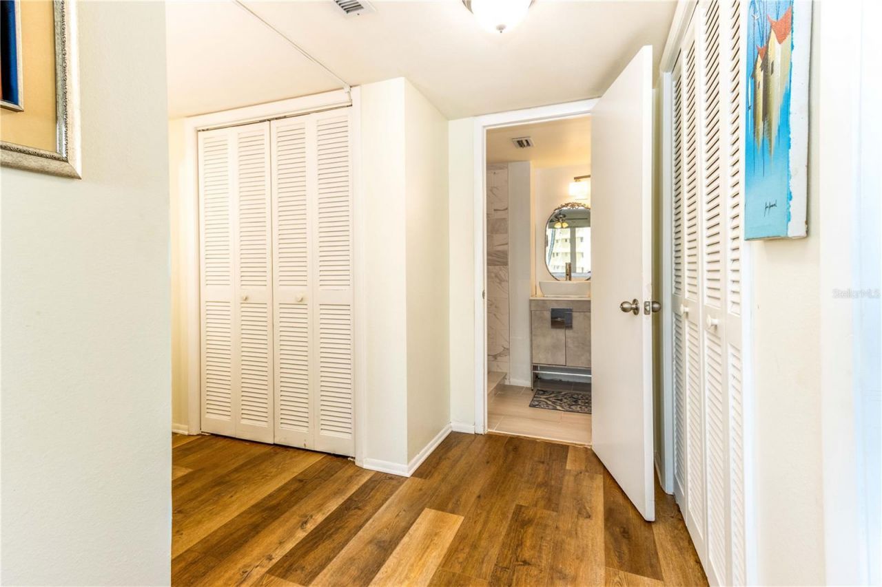 50 Harbor View Lane, Unit 11, Belleair Bluffs, FL 33770 Photo