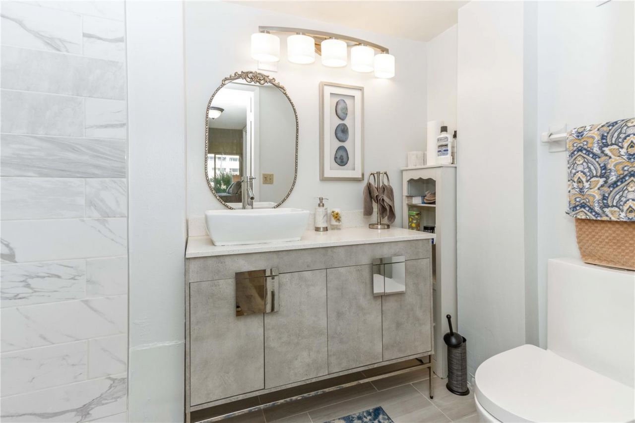 50 Harbor View Lane, Unit 11, Belleair Bluffs, FL 33770 Photo