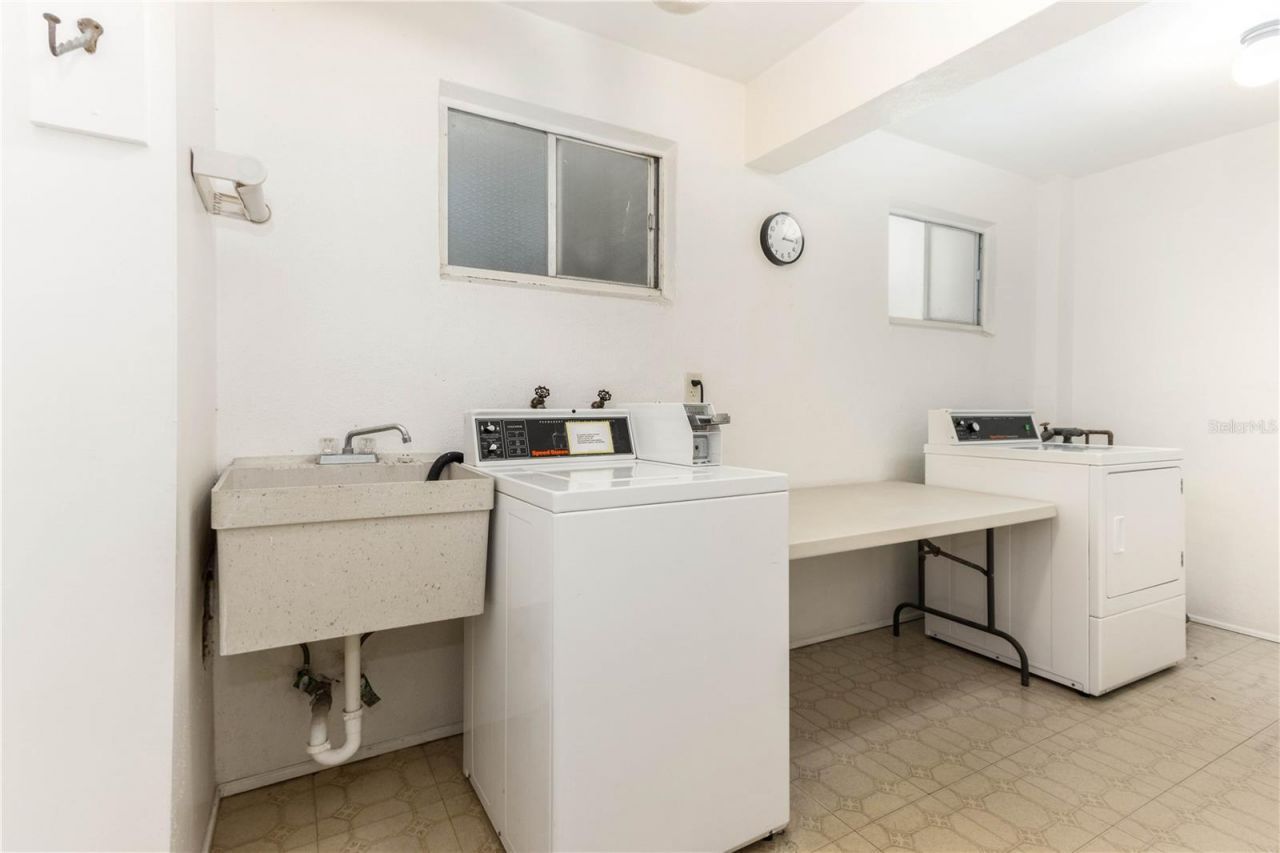 50 Harbor View Lane, Unit 11, Belleair Bluffs, FL 33770 Photo