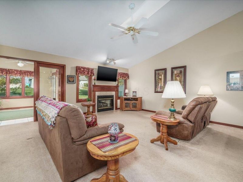 4758 Briargrove Drive, Groveport, OH 43125 Photo 14