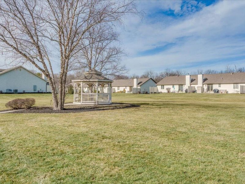 4758 Briargrove Drive, Groveport, OH 43125 Photo 6