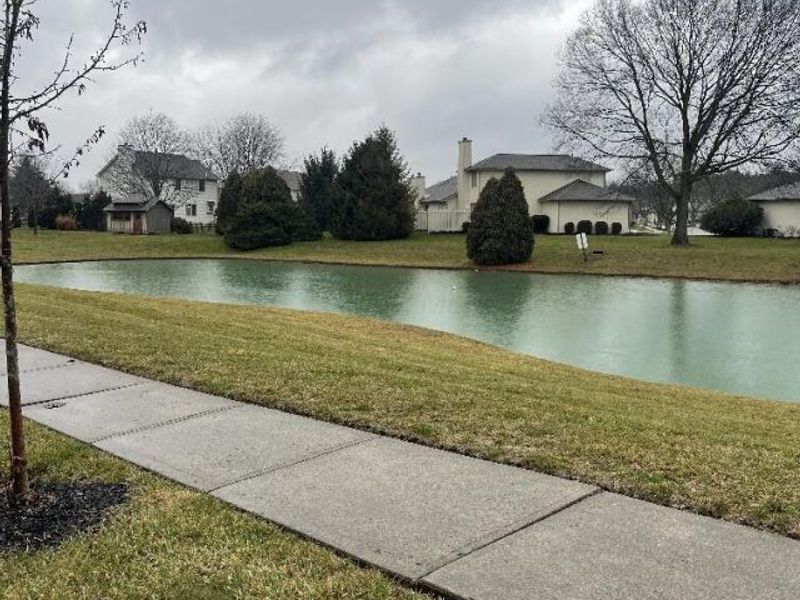 4758 Briargrove Drive, Groveport, OH 43125 Photo 7