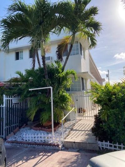 7421 Carlyle Ave, Unit 3, Miami Beach, FL 33141 Photo