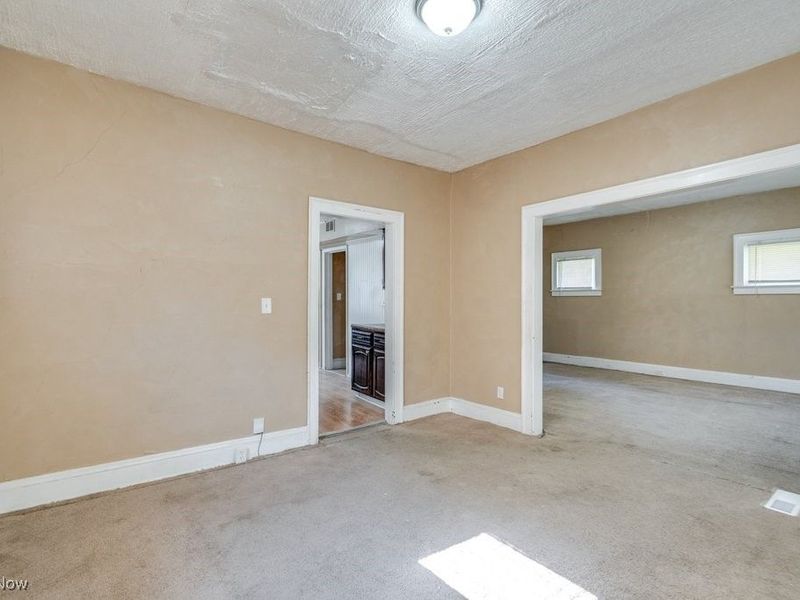 11402 Avon Avenue, Cleveland, OH 44105 Photo 14