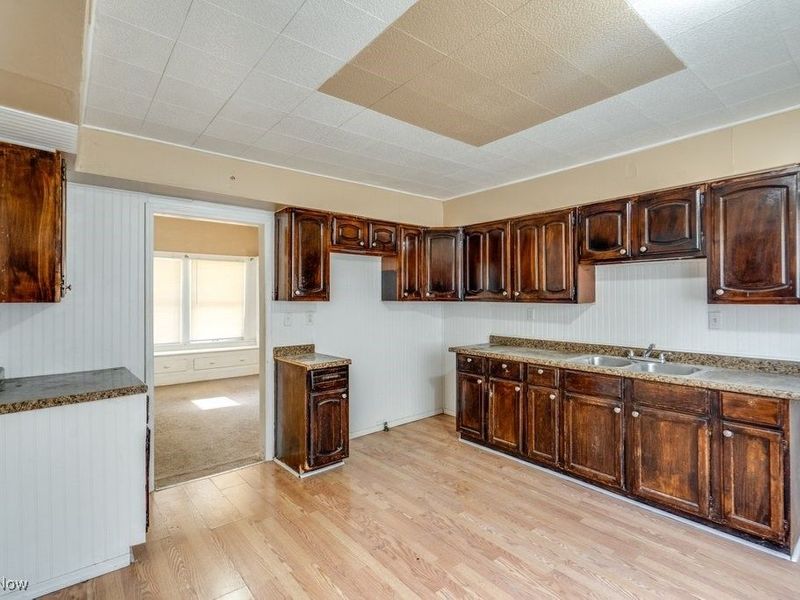 11402 Avon Avenue, Cleveland, OH 44105 Photo 17