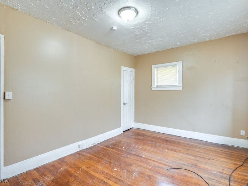 11402 Avon Avenue, Cleveland, OH 44105 Photo 25