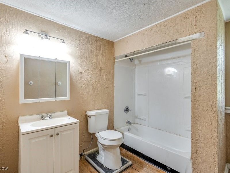 11402 Avon Avenue, Cleveland, OH 44105 Photo 29