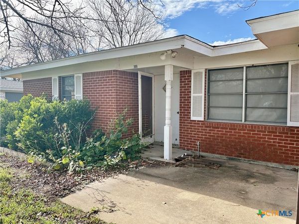 106 N 1st Street, Little River Academy, TX 76554