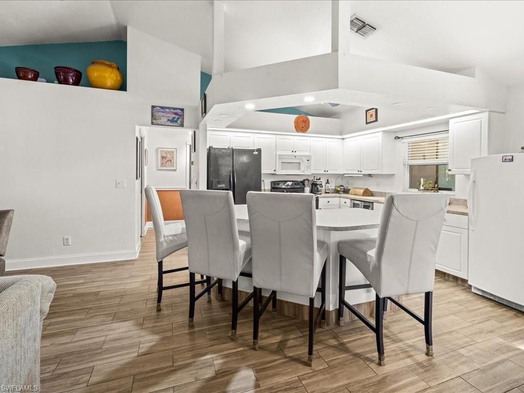 1209 NW 25th Pl, Cape Coral, FL 33993 Photo