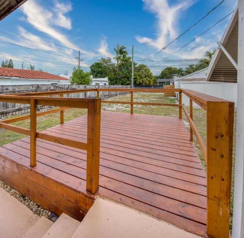 1126 N J Street, Lake Worth Beach, FL 33460 Photo