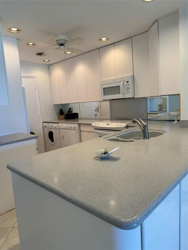 6000 N Ocean Boulevard, Unit 1D, Lauderdale by the Sea, FL 33308 Photo