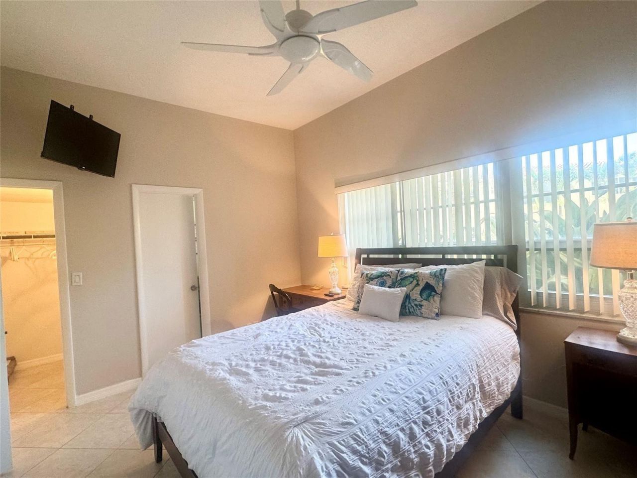 6000 N Ocean Boulevard, Unit 1D, Lauderdale by the Sea, FL 33308 Photo