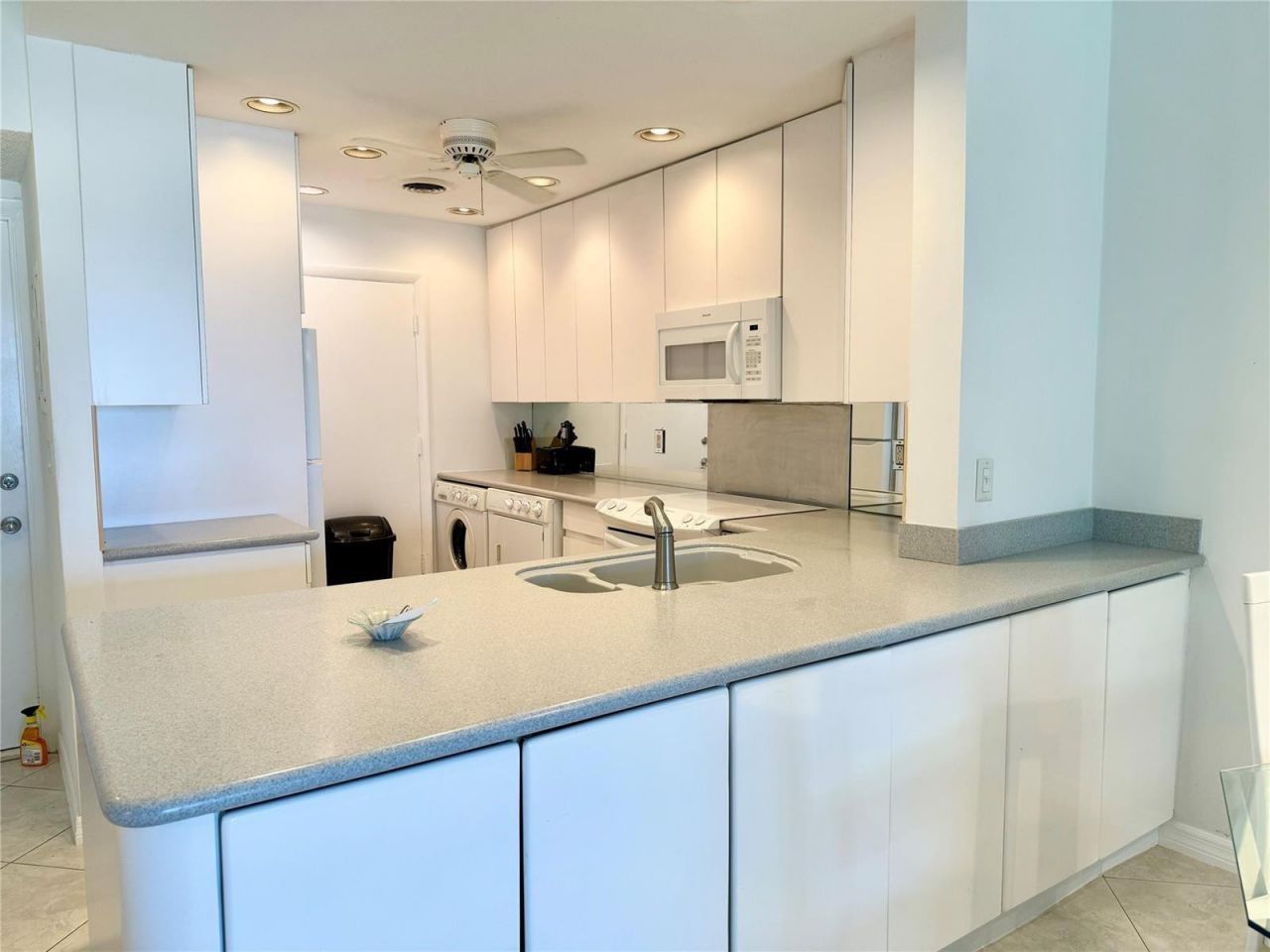 6000 N Ocean Boulevard, Unit 1D, Lauderdale by the Sea, FL 33308 Photo