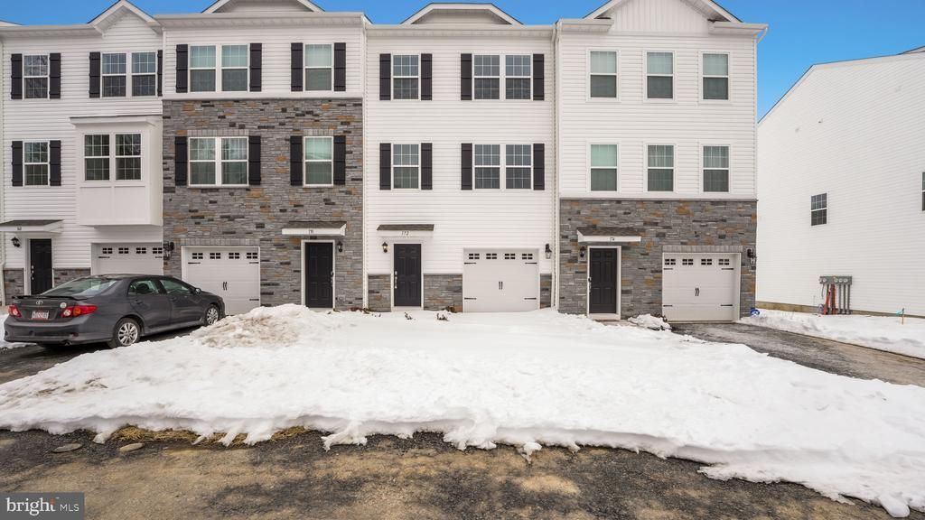 172 Bell Court, Sellersville, PA 18960 Main Photo