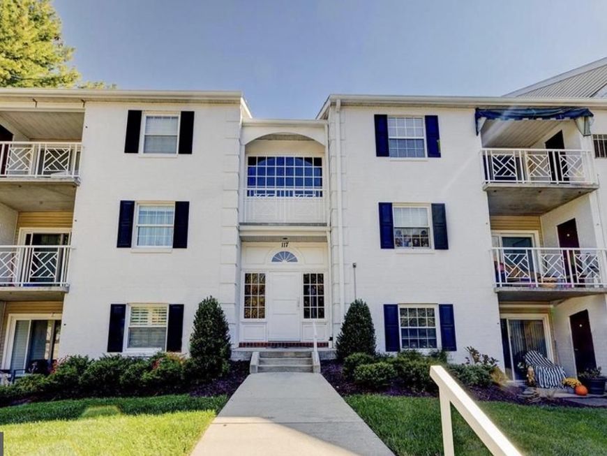 117 Castletown Road, Unit 302, Lutherville Timonium, MD 21093 Main Photo