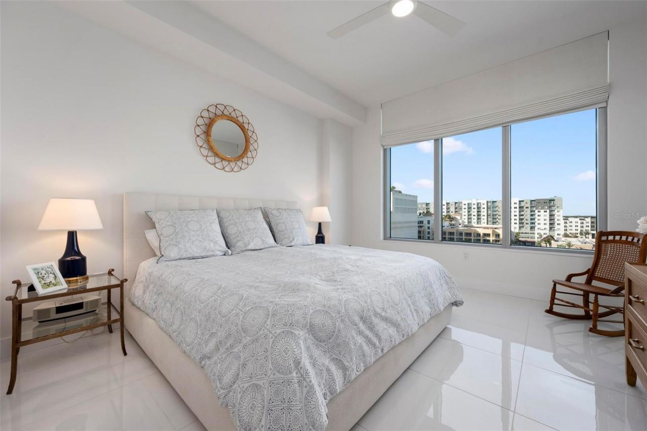 111 S Pineapple Avenue, Unit 719, Sarasota, FL 34236 Photo