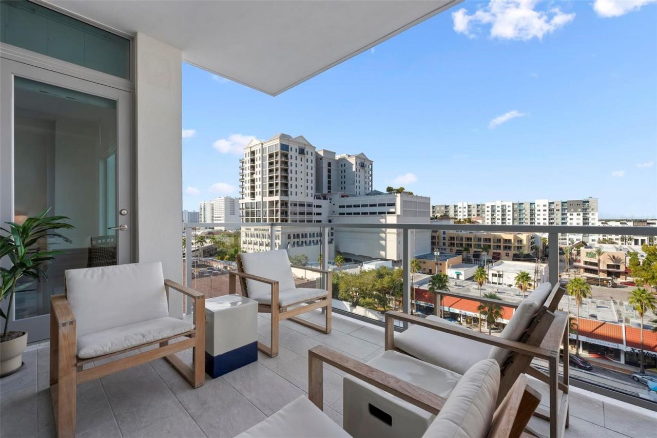 111 S Pineapple Avenue, Unit 719, Sarasota, FL 34236 Photo