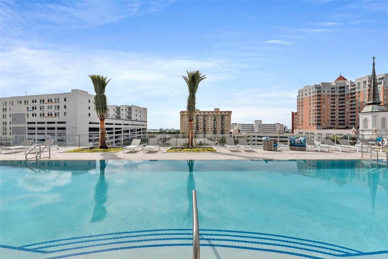 111 S Pineapple Avenue, Unit 719, Sarasota, FL 34236 Photo