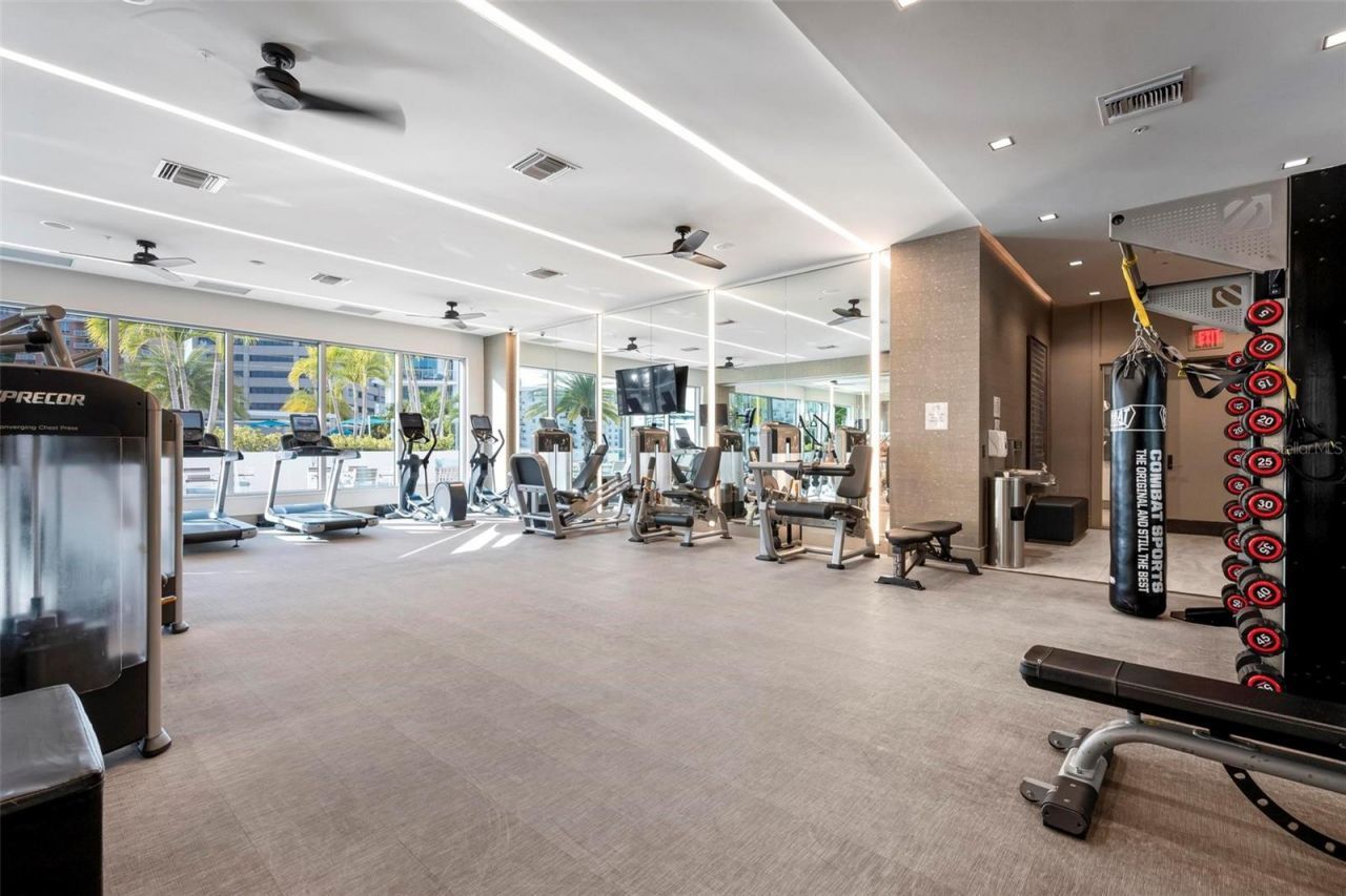 111 S Pineapple Avenue, Unit 719, Sarasota, FL 34236 Photo