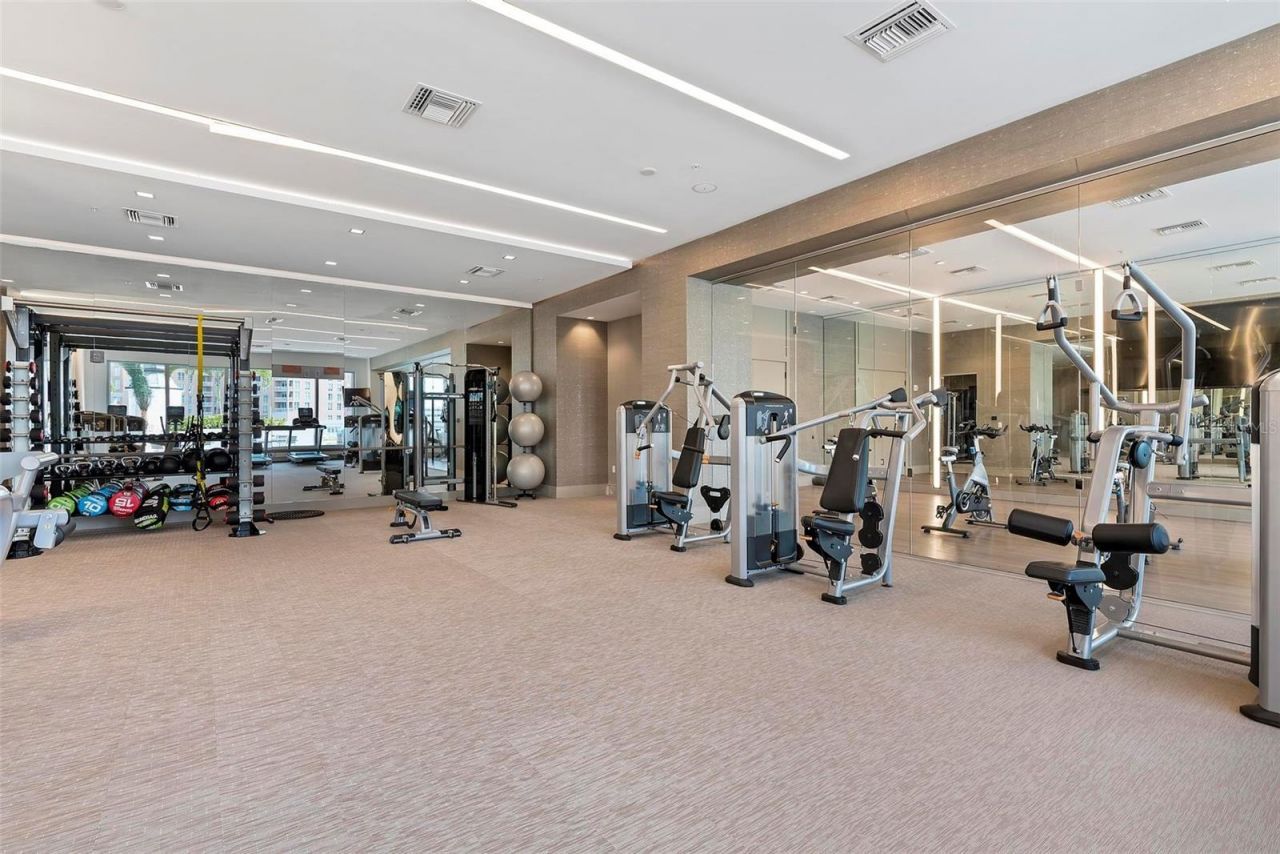 111 S Pineapple Avenue, Unit 719, Sarasota, FL 34236 Photo