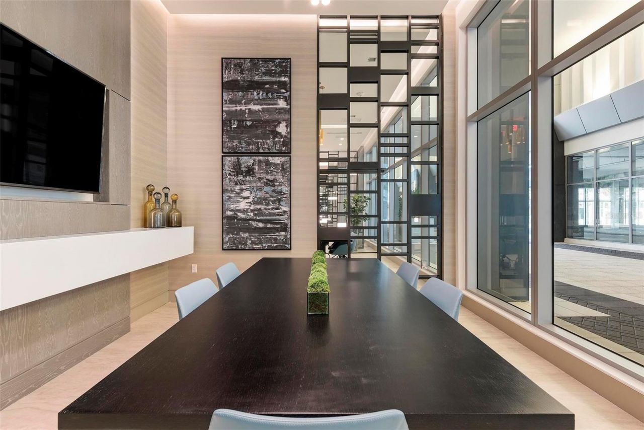 111 S Pineapple Avenue, Unit 719, Sarasota, FL 34236 Photo