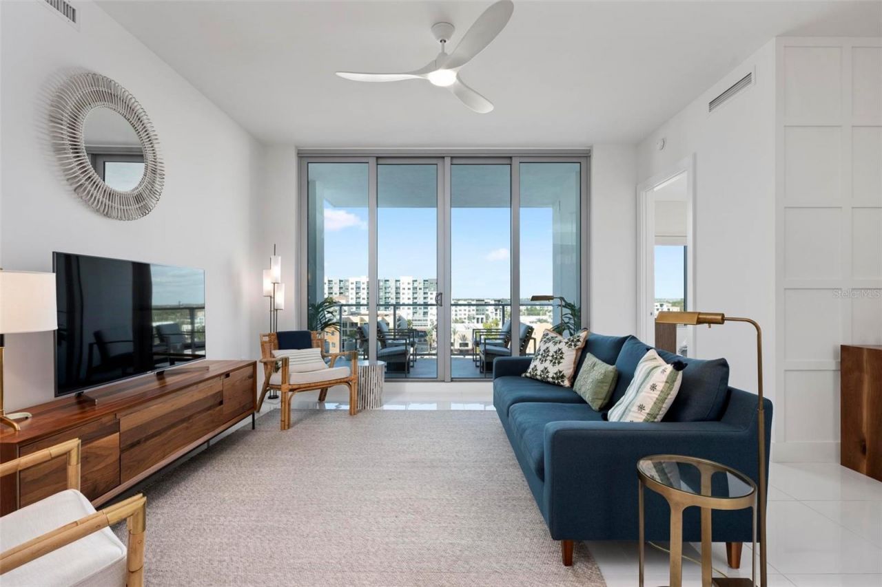 111 S Pineapple Avenue, Unit 719, Sarasota, FL 34236 Photo