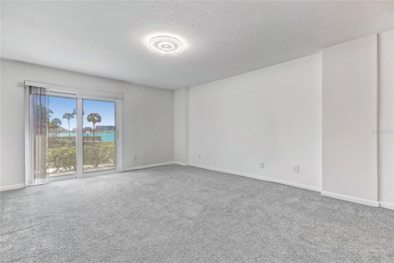 650 Island Way, Unit 106, Clearwater Beach, FL 33767 Photo